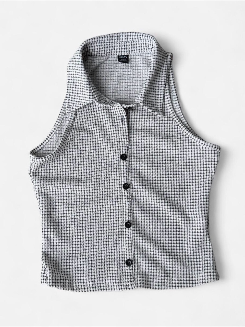 DAZY Black + White Sleeveless Polo Blouse – Size M